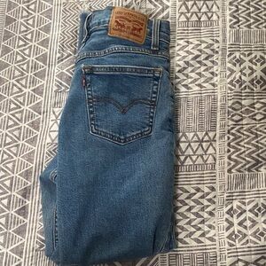 Levi's Classic Mom Jeans in Light Blue